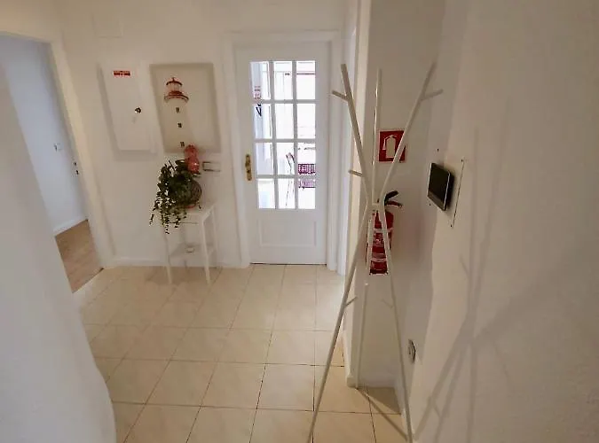 Vila Do Conde Beach Apartment * וילה דו קונדה